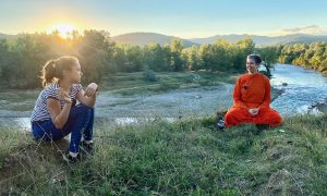 Didi-Ananda-Devapriya,-Romani